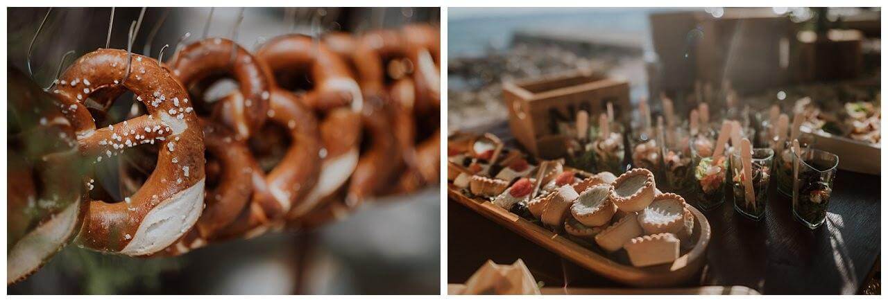 Essen auf einer Strandhochzeit in der nähe eines Leuchtturms Kroatien