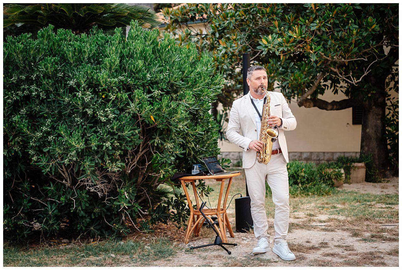 live Saxofon Spieler bei einer Hochzeit in Split Kroatien
